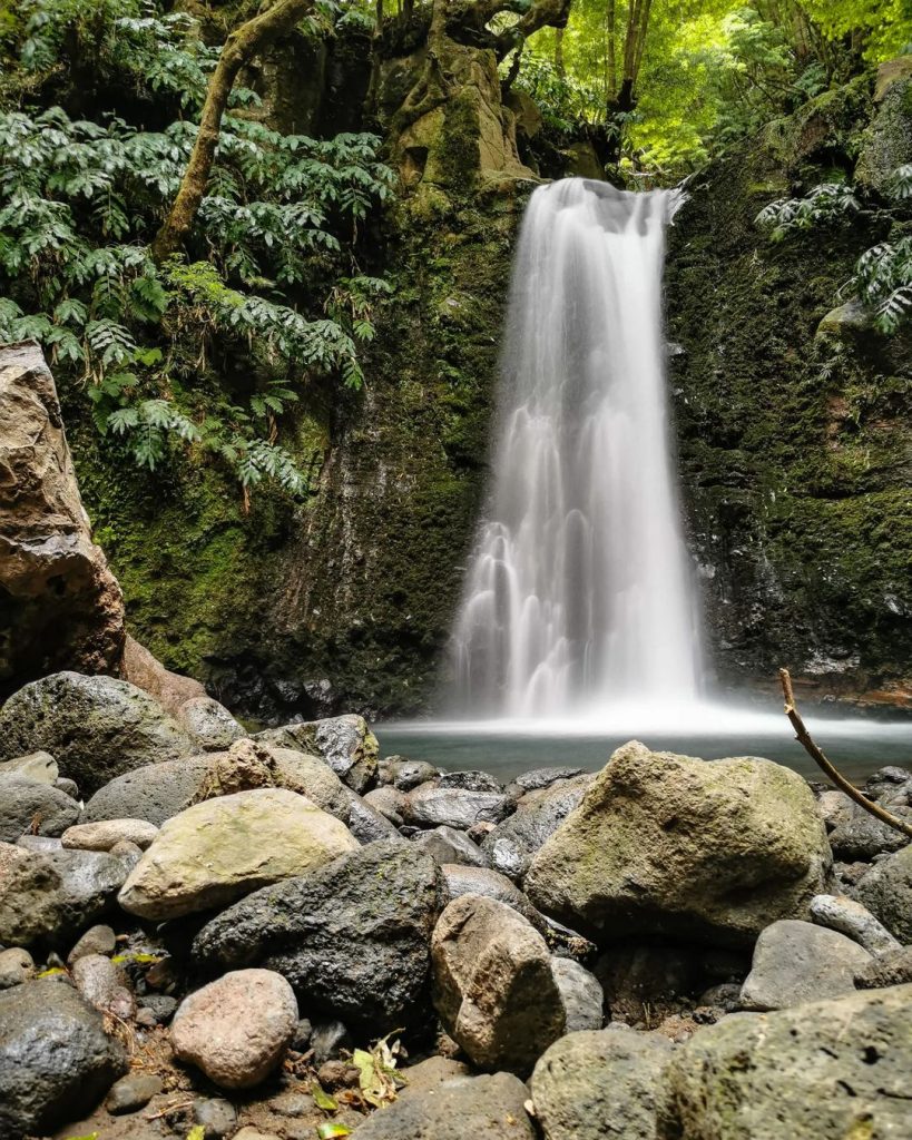 Salto do Prego waterval hike op sao miguel